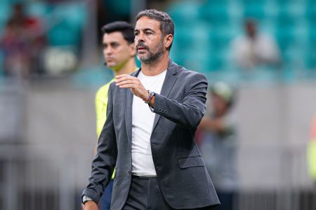 Artur Jorge, treinador do Cruzeiro