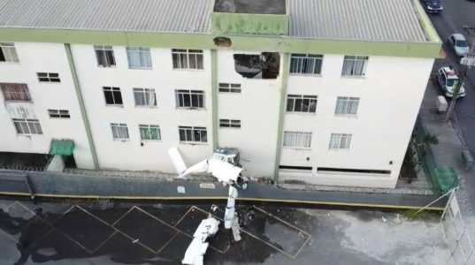 Queda de avião em BH matou três pessoas