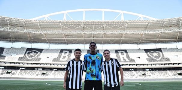 Trio da base do Botafogo renova com o clube carioca