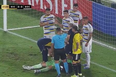 Goleiro do Boca precisou ser substituído