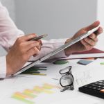 Reorganização financeira: estratégias para superar o endividamento em 2026