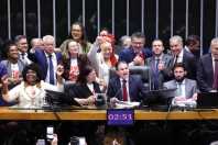 Câmara dos Deputados aprova projeto que acaba com a escala 6x1