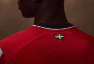Novo uniforme de clube espanhol causa revolta e pode parar nos tribunais