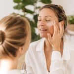 Como organizar um spa day relaxante em casa para presentear no dia das mães