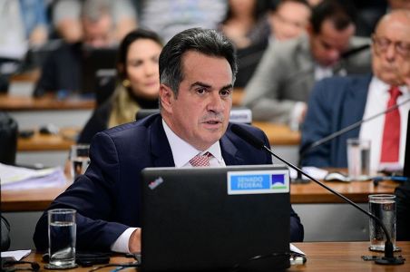 Ciro Nogueira é um dos alvos da PF nesta quinta-feira