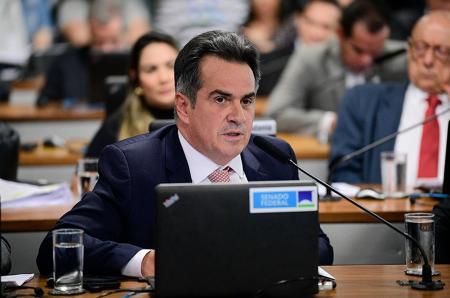 Ciro Nogueira é um dos alvos da PF nesta quinta-feira