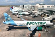 Aeroporto dos EUA confirma morte de pedestre atropelado por avião