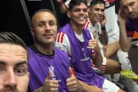 Elenco do Flamengo publica foto no vestiário em meio à confusão de jogo pela Libertadores