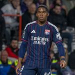 Endrick dá assistência, mas Lyon perde para Toulouse e vê vaga na Champions ameaçada
