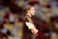Filipe Luis entra na mira para comandar gigante europeu, diz jornal