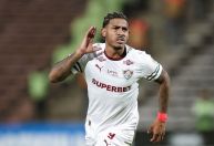 John Kennedy reage a gol que mantém Fluminense vivo na Libertadores e manda recado