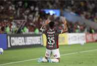 Fluminense vence o La Guaira, conta com derrota do Bolívar e avança na Libertadores