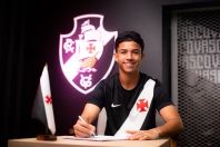 Vasco acerta renovação com joia de R$ 346 milhões com passagem pelo Flamengo