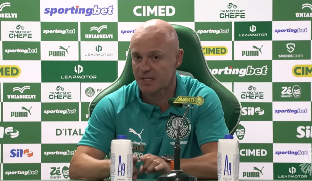 Auxiliar de Abel justifica mudanças no Palmeiras e abre o jogo sobre Paulinho