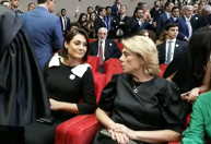 No TSE, Michelle e Viviane de Moraes sentam-se a uma cadeira de distância
