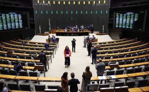 Pacote do agro: Câmara aprova urgência para projetos de interesse do setor