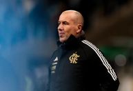 Leonardo Jardim é direto sobre motivo de ter ‘barrado’ Wallace Yan no Flamengo