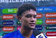 Kaique Kenji dedica vitória do Cruzeiro a William e pede orações ao filho do lateral