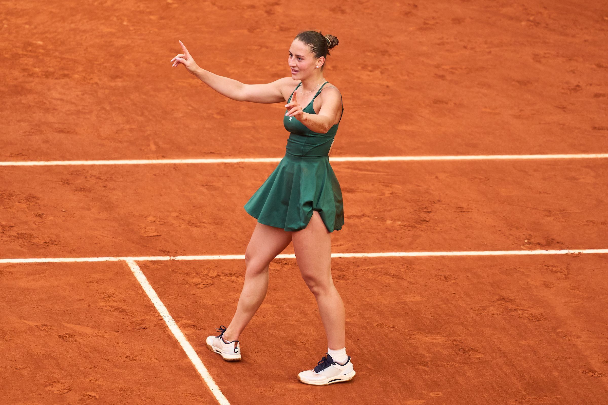 Kostyuk vence Andreeva, faz história e conquista o WTA 1000 de Madrid