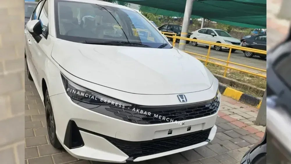 Flagra: novo Honda City tem visual inspirado no Prelude