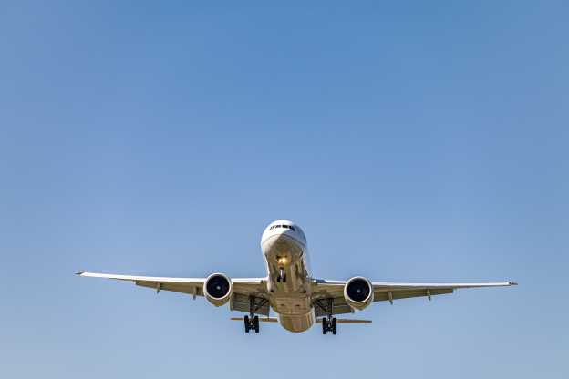Economia: passagens aéreas encarecem e chegam a mais de R$ 600 no mês de maio