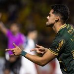Ex-Cruzeiro marca, Mirassol vence LDU e assume liderança do grupo na Libertadores