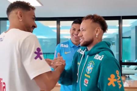 Neymar Jr em apresentação à Seleção Brasileira