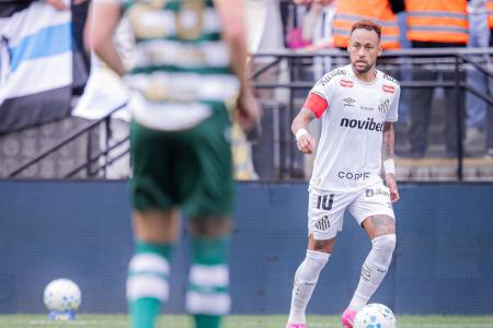 Neymar em Santos 0 x 3 Coritiba, pelo Brasileirão 2026 • Raul Baretta/Santos