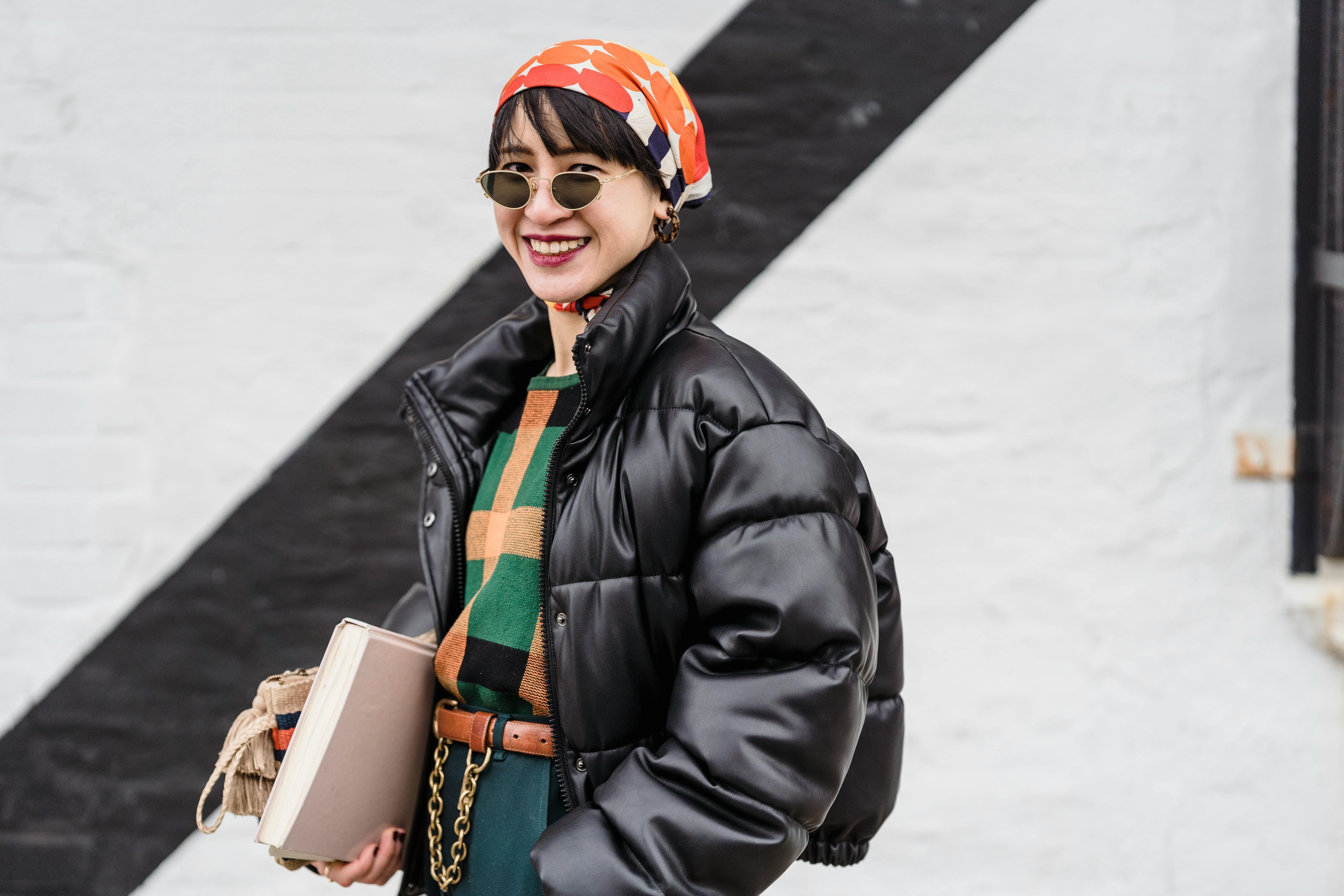Jaquetas puffer estão fora de moda: conheça a tendência que vai dominar Paris e Milão em 2026