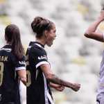 Artilheira decide, Atlético vence Vitória e avança às oitavas da Copa do Brasil Feminina