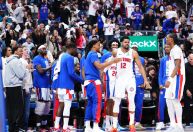 Pistons atropelam Magic em jogo decisivo e avançam nos playoffs da NBA