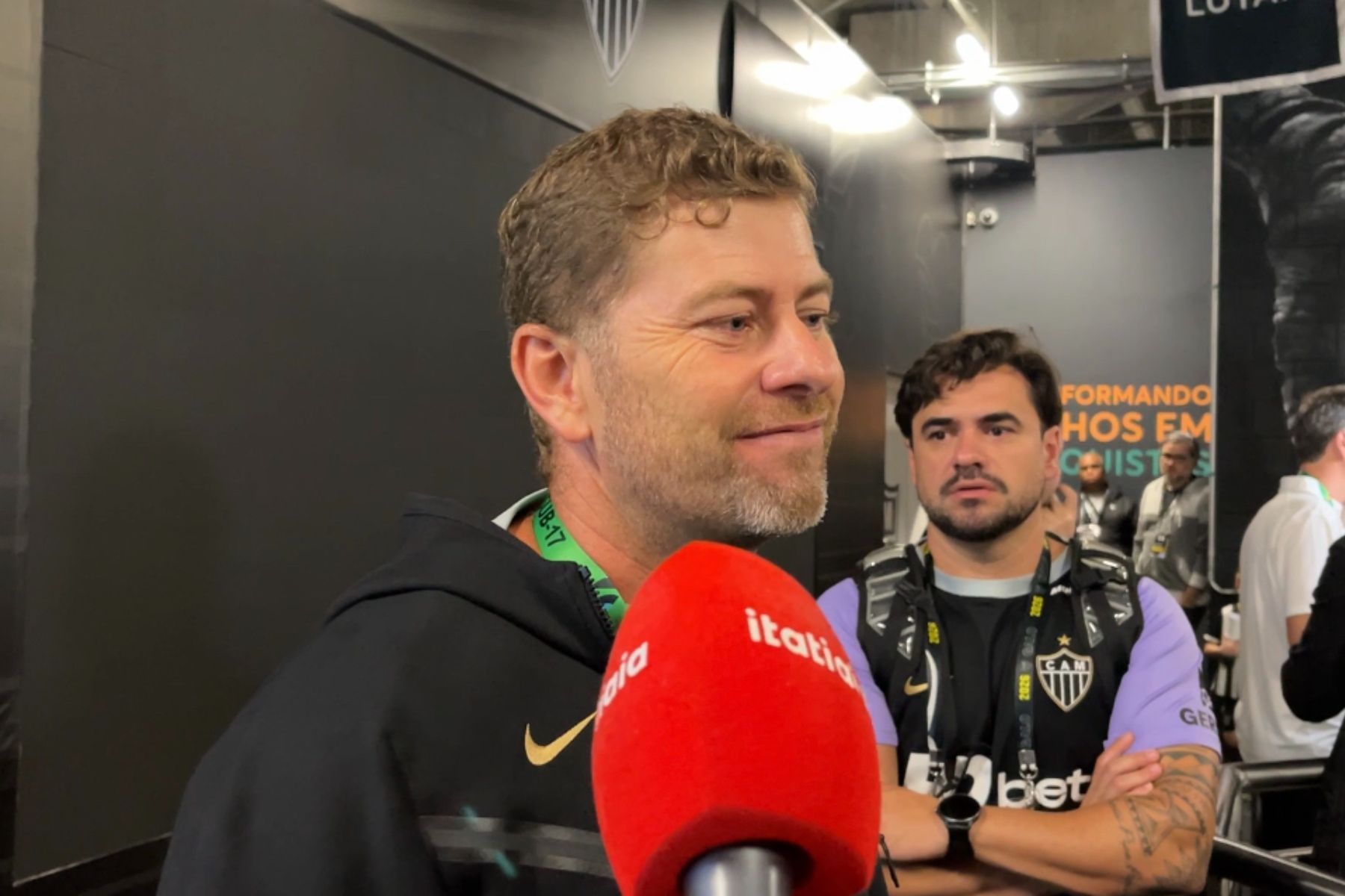 Técnico do sub-17 do Atlético exalta Veneno e comenta sobre chances no profissional