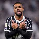 Corinthians bate São Paulo em clássico de cinco gols e confusões no Brasileiro