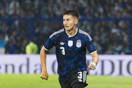 Gabriel Rojas em ação pela Argentina em março de 2026