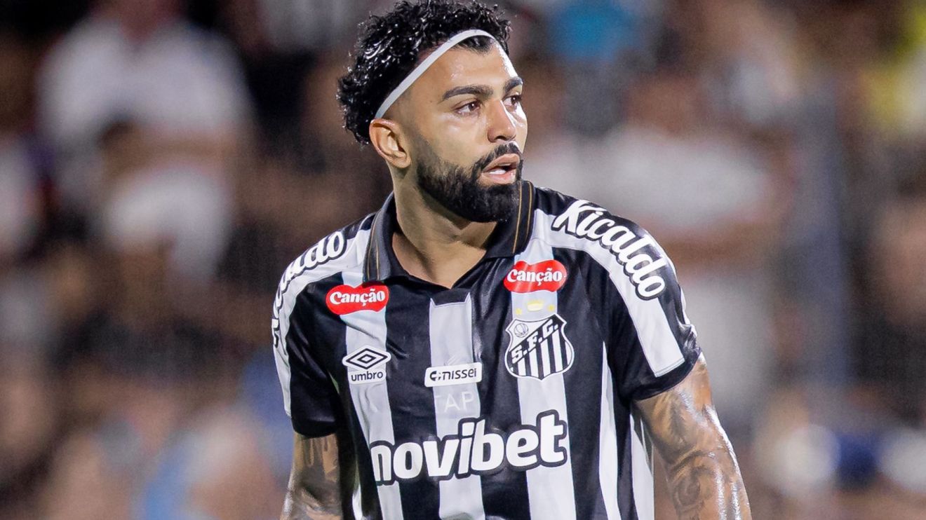 Gabigol vai às redes e desabafa sobre momento ruim no Santos: ‘Muito papo furado’