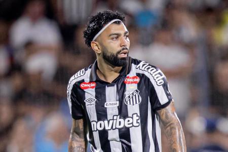 Gabigol em ação pelo Santos