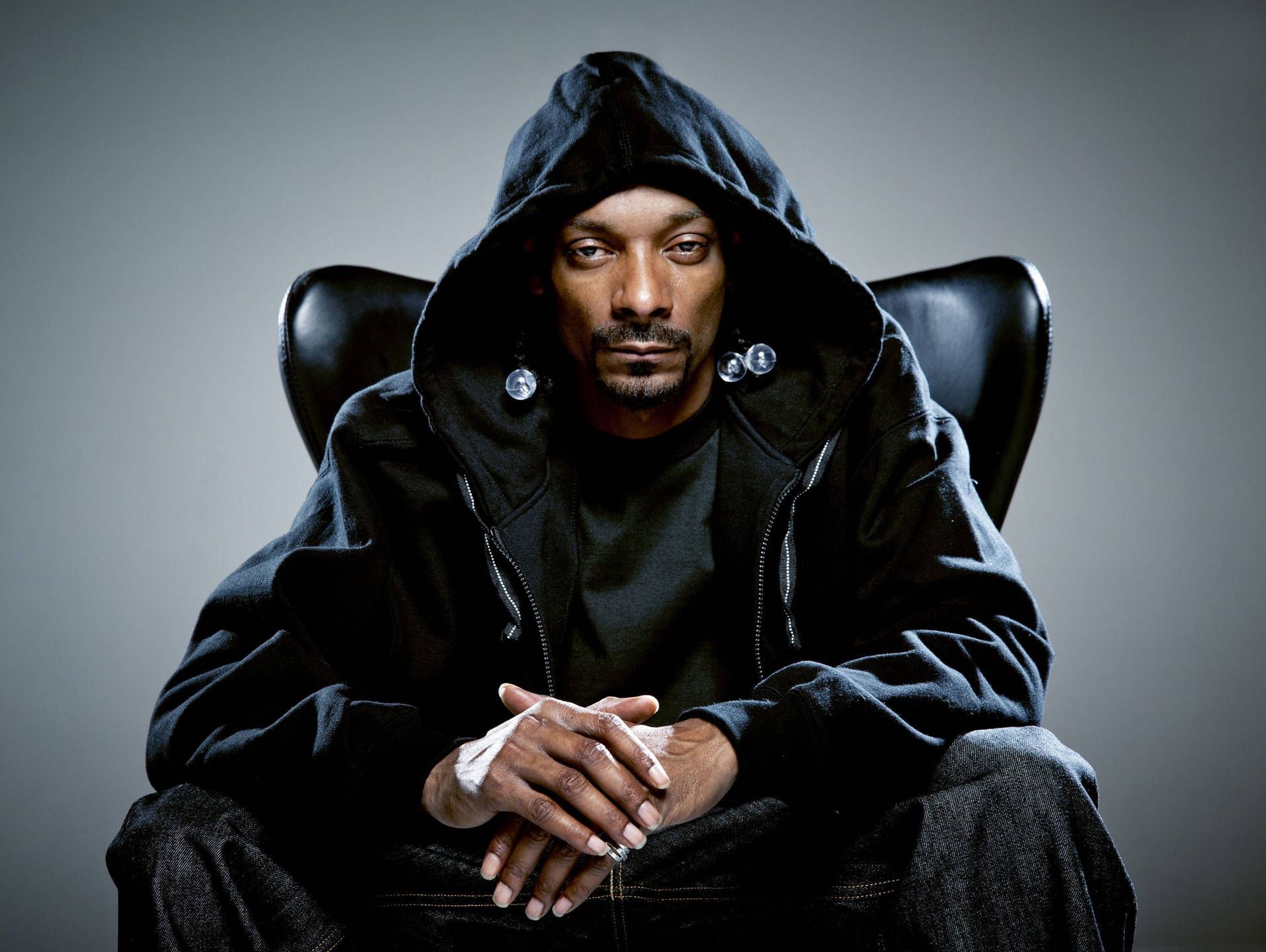 Dr. Dre e Snoop Dogg voltam ao rock dos anos 90 e ampliam o alcance do rap