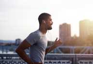Nem caminhada, nem academia, nem ciclismo: saiba o exercício essencial para o coração