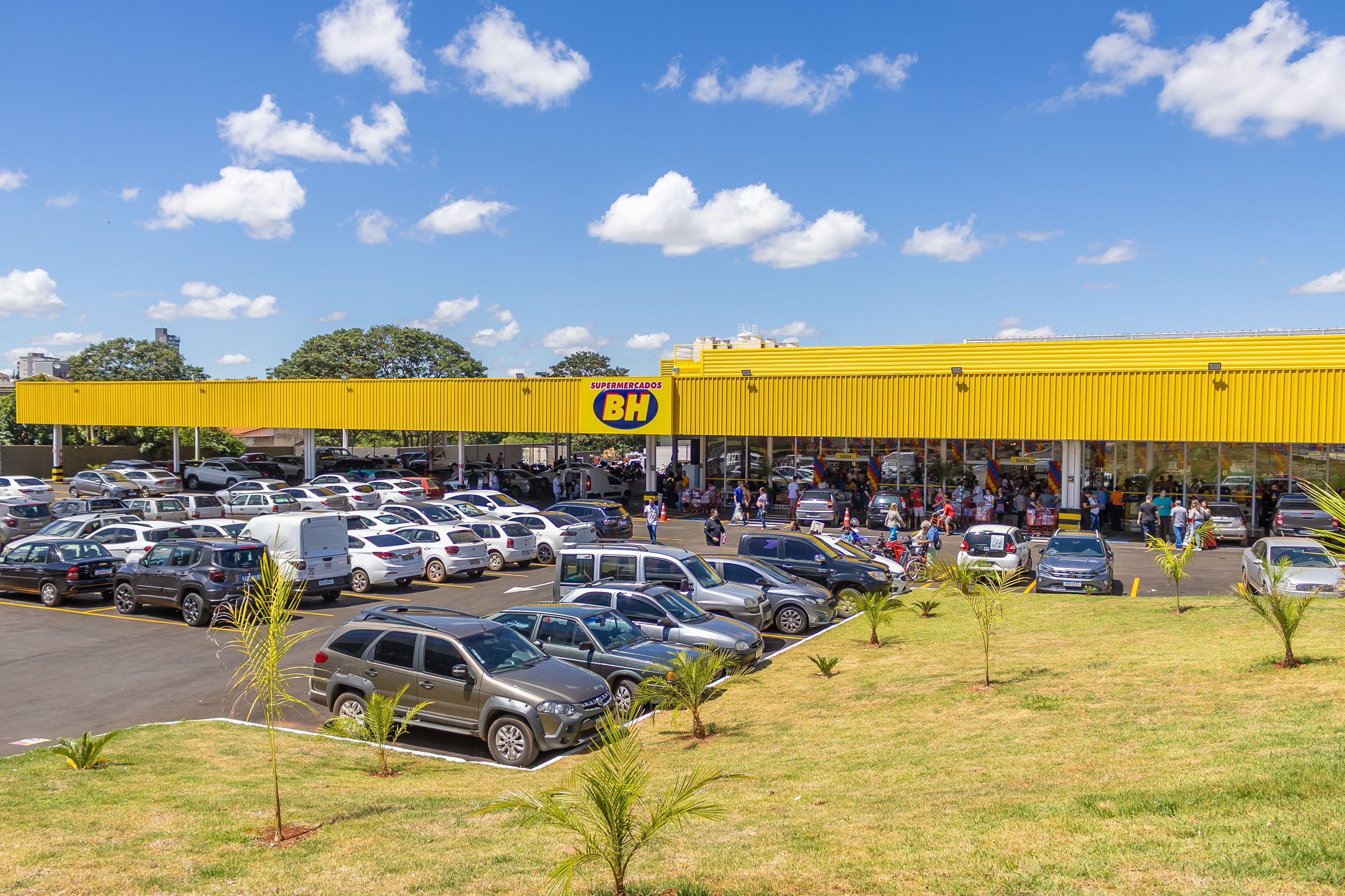 Supermercados BH pode alcançar R$ 34 bilhões de receita com aquisição do Epa e Mineirão