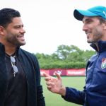 Vídeo: Hulk, ex-Atlético, chega ao Fluminense após desembarque no Rio