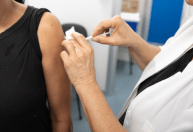 Prefeitura de BH abre 19 centros de saúde neste sábado (30) para vacinação contra gripe