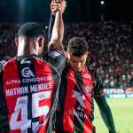 Destaque marca, e Vitória bate Internacional em casa pelo Brasileirão