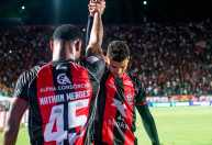 Destaque marca, e Vitória bate Internacional em casa pelo Brasileirão