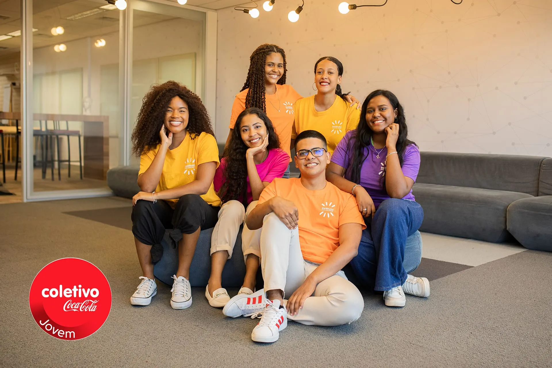 Instituto Coca-Cola abre 10 mil vagas para curso preparatório com aula de inglês