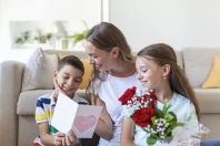 Dia das Mães: veja frases emocionantes para usar em homenagens