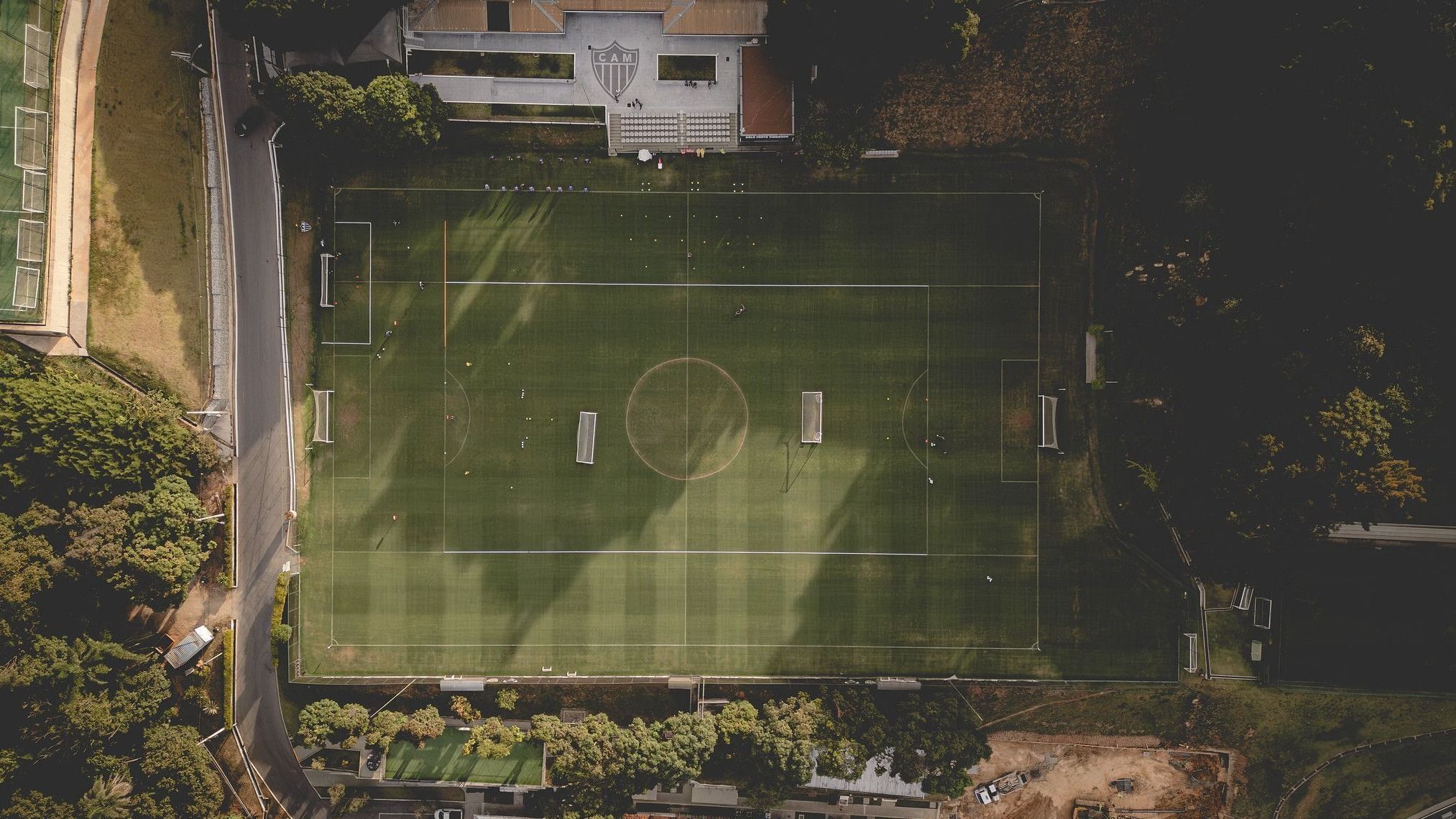 Com saídas de multicampeões, Atlético teve leve queda na média de idade do elenco