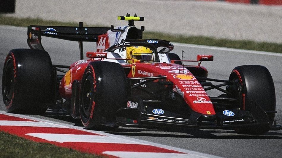 Hamilton supera Russell, vence GP de Barcelona de F1 e quebra jejum