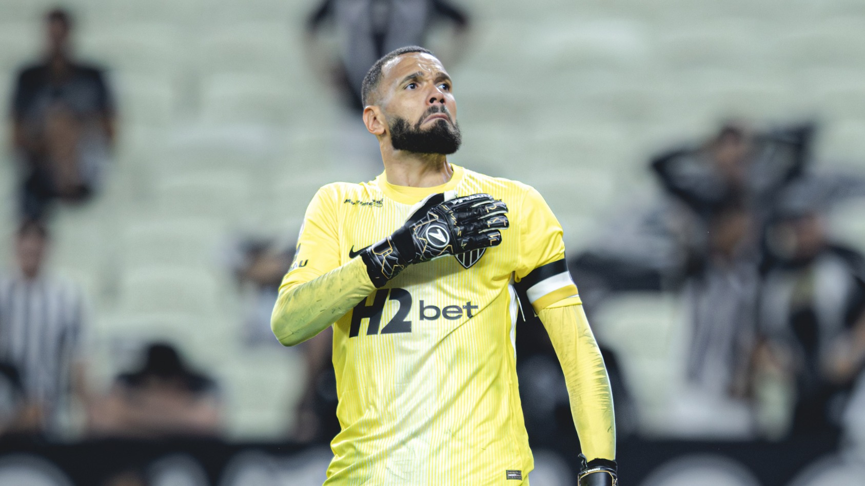 Titular do Atlético, Everson lidera ranking mundial em 2026