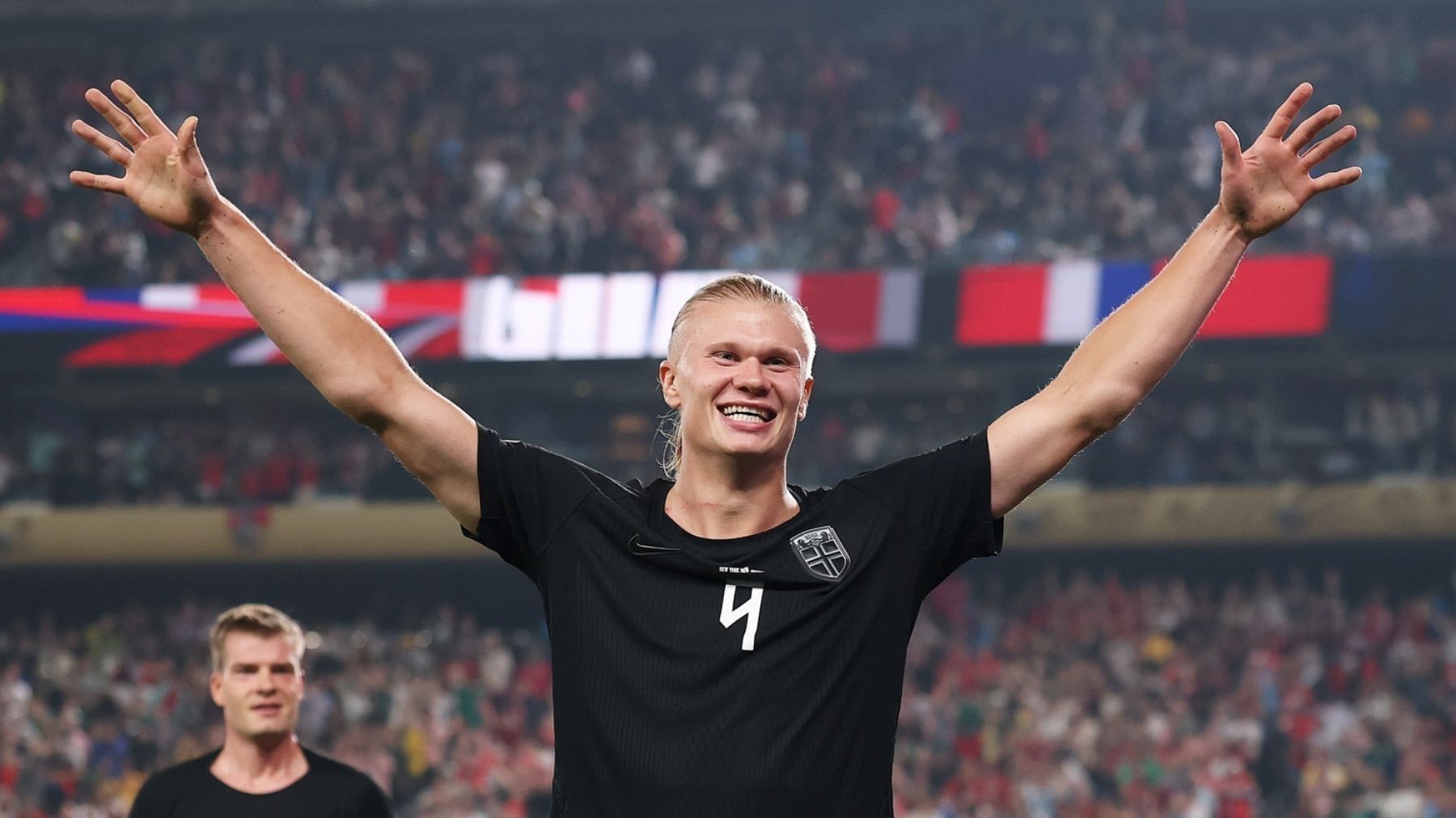 Com show de Haaland, Noruega derrota Senegal e empata com França na liderança
