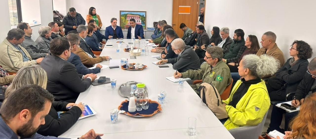Governo Federal visita região e conhece projetos de extração de terras raras